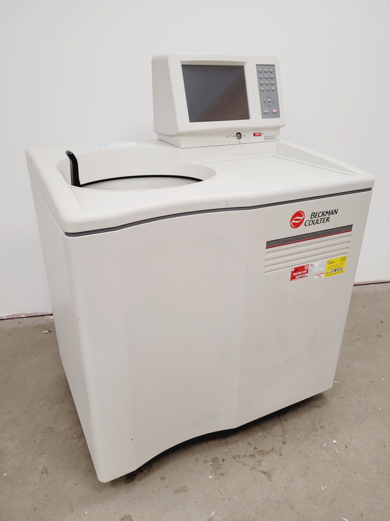 Image of Beckman Coulter Optima L-100 XP Ultracentrifuge Lab
