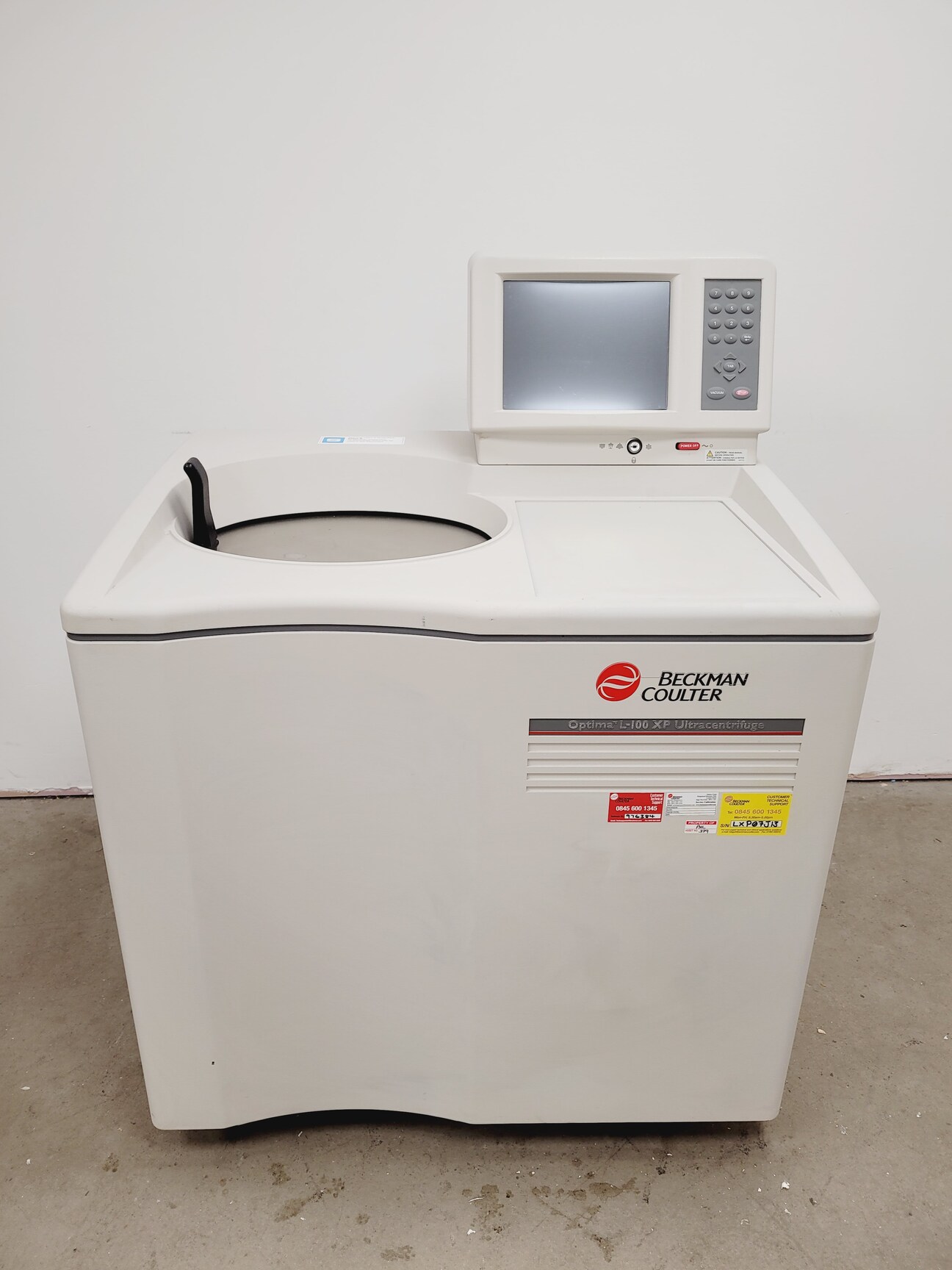 Image of Beckman Coulter Optima L-100 XP Ultracentrifuge Lab