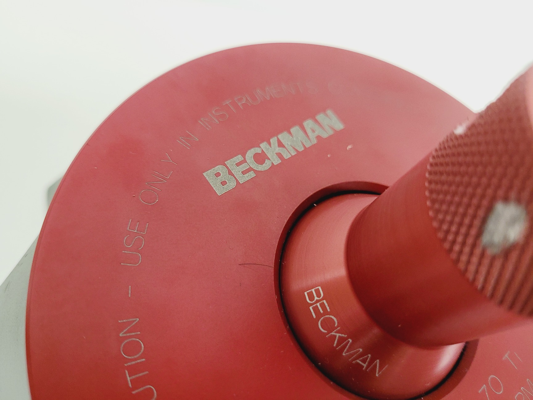 Image of Beckman Coulter Optima L-100 XP Ultracentrifuge Lab
