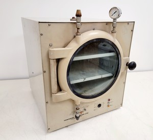 Thumbnail image of Townson and Mercer - Laboratory Vacuum Oven Furnace Lab