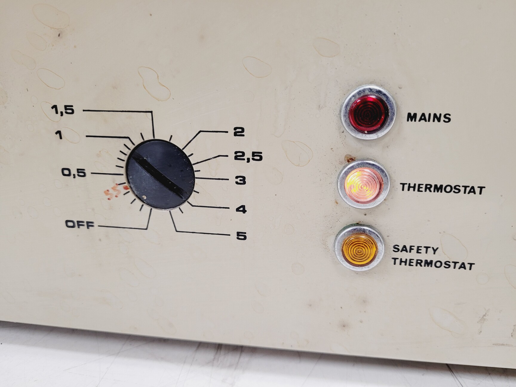 Image of Townson and Mercer - Laboratory Vacuum Oven Furnace Lab