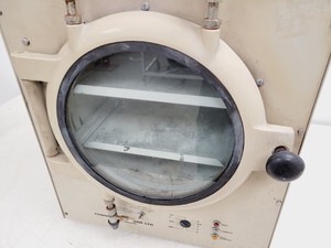 Thumbnail image of Townson and Mercer - Laboratory Vacuum Oven Furnace Lab