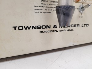Thumbnail image of Townson and Mercer - Laboratory Vacuum Oven Furnace Lab
