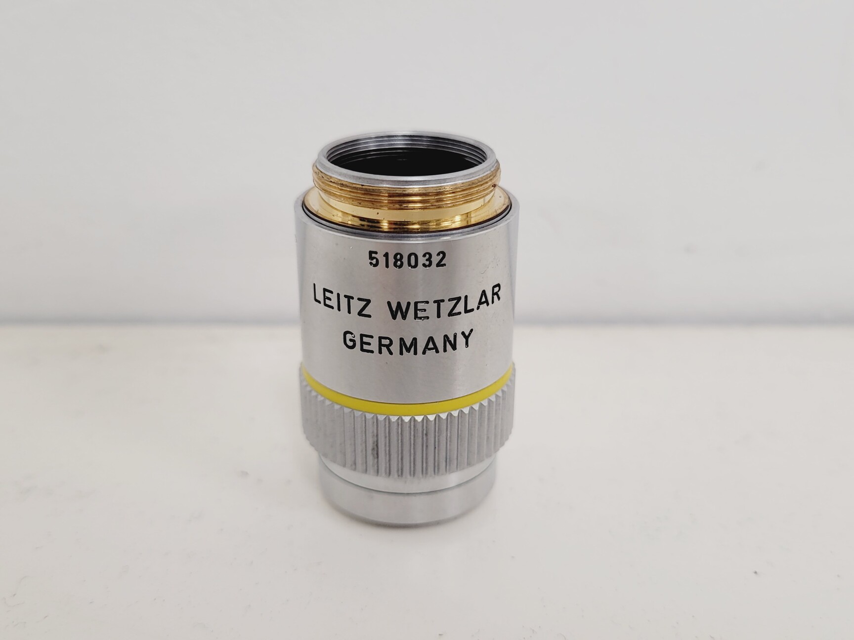 Image of Leitz Labovert FS Inverted Microscope with Light Source and 3 x Objectives Lab