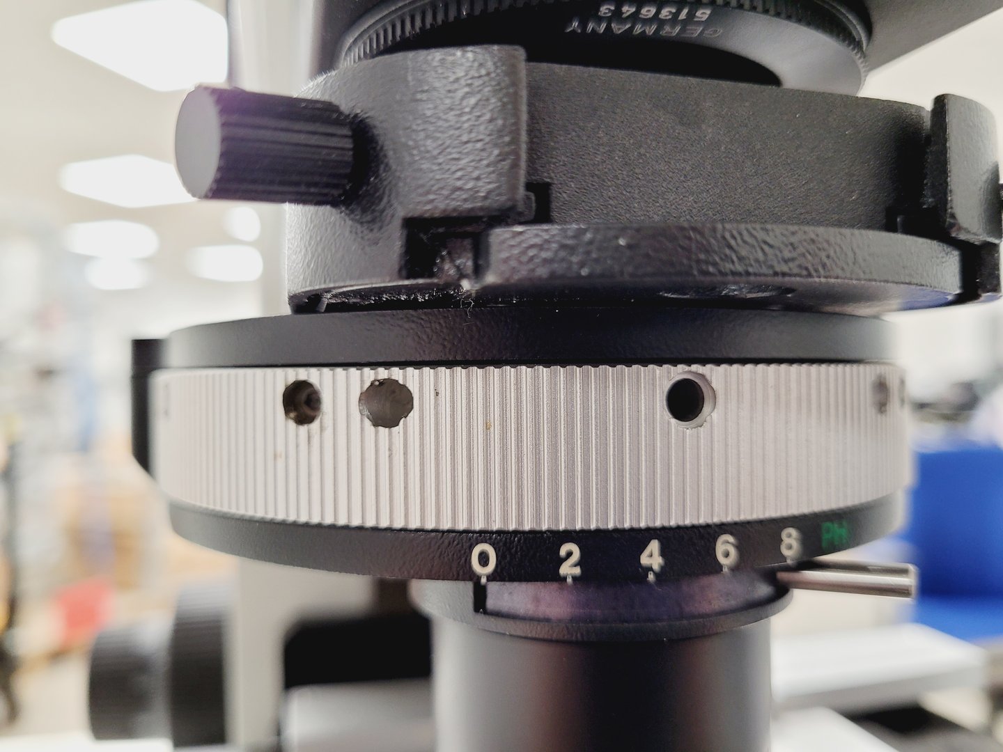 Image of Leitz Labovert FS Inverted Microscope with Light Source and 3 x Objectives Lab