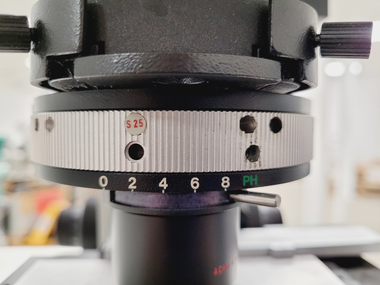 Image of Leitz Labovert FS Inverted Microscope with Light Source and 3 x Objectives Lab