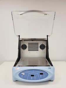 Thumbnail image of Thermo Scientific MAXQ 4000 Incubator Shaker Lab SHKE4000-1CE