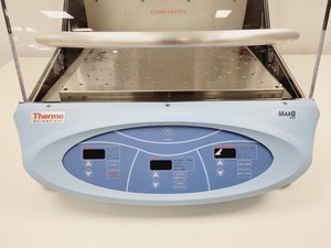 Thumbnail image of Thermo Scientific MAXQ 4000 Incubator Shaker Lab SHKE4000-1CE