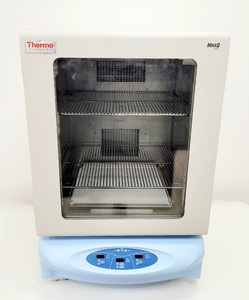 Thumbnail image of Thermo Scientific MAXQ 6000 Incubator Shaker Model 4352 SHKE6000-1CE Lab