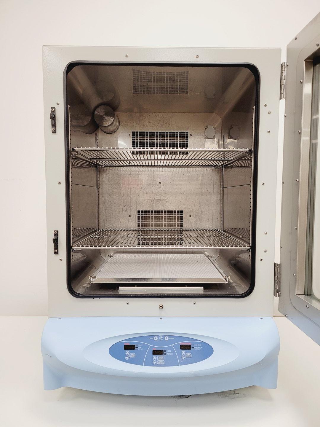 Image of Thermo Scientific MAXQ 6000 Incubator Shaker Model 4352 SHKE6000-1CE Lab