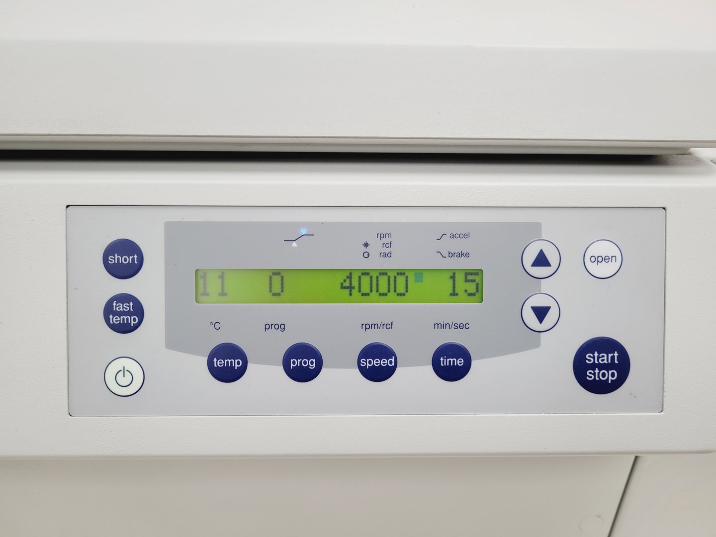 Image of Eppendorf 5810R Refrigerated Laboratory Centrifuge Lab