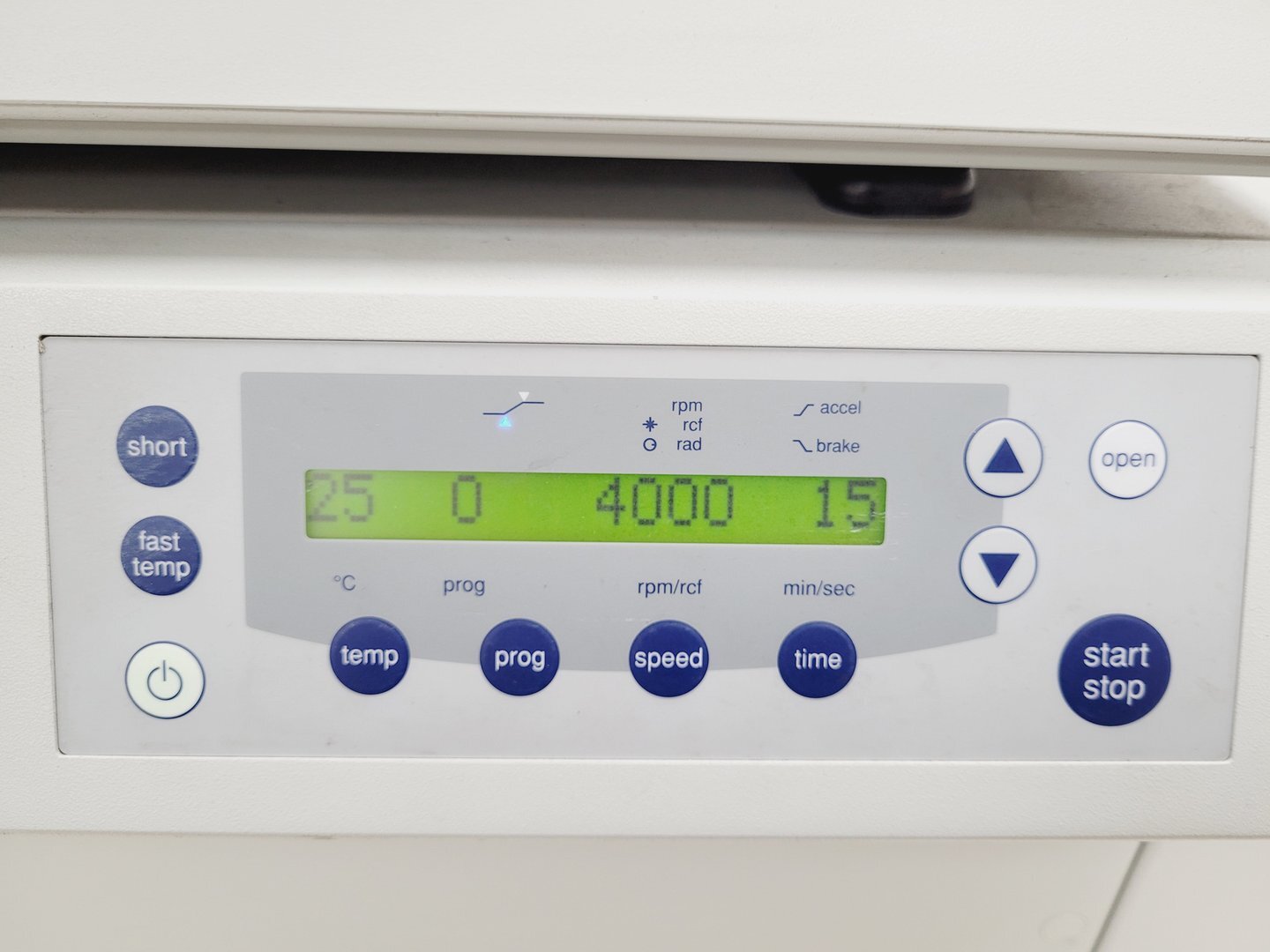 Image of Eppendorf 5810R Laboratory Refrigerated Centrifuge Lab