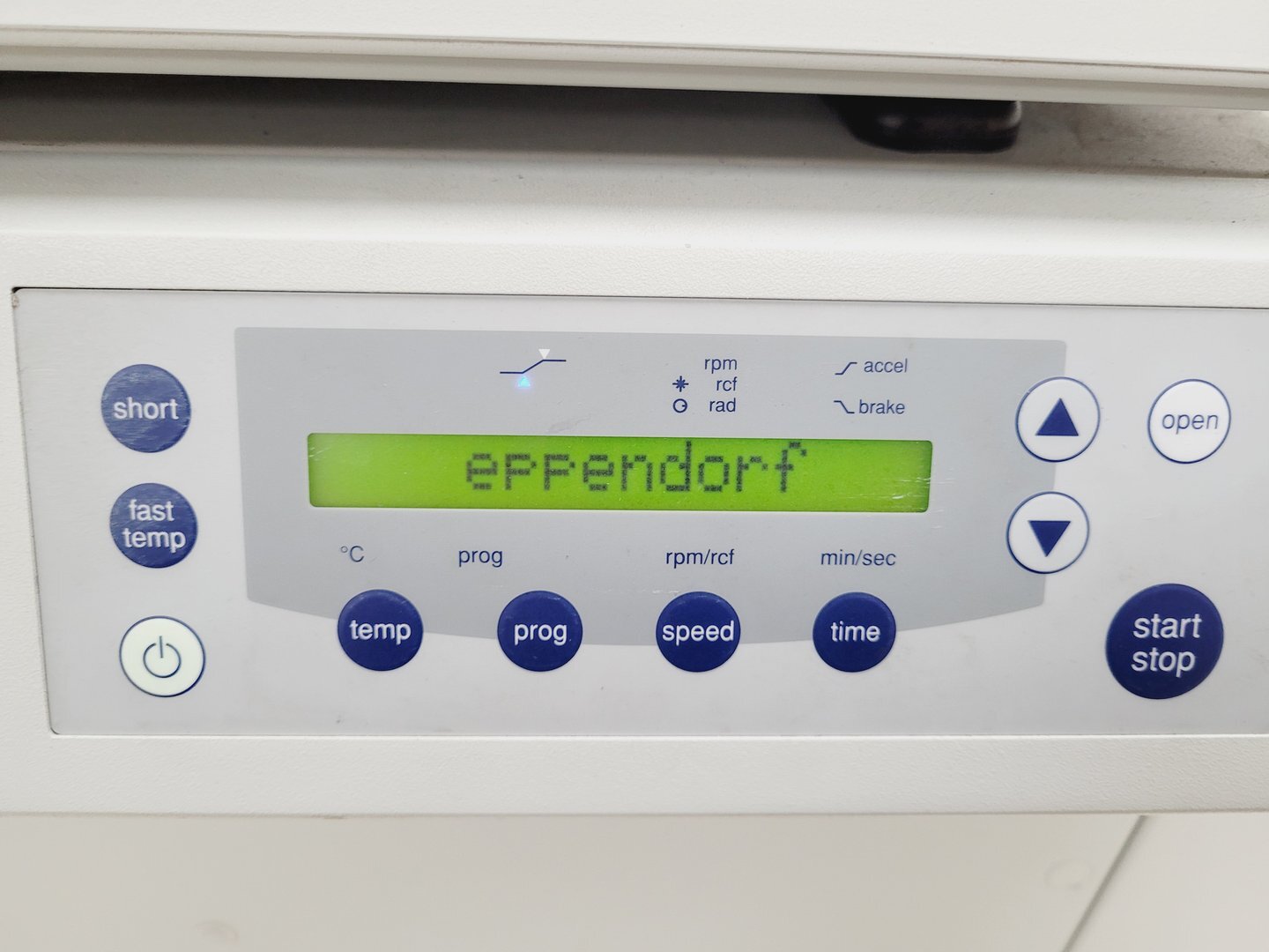 Image of Eppendorf 5810R Laboratory Refrigerated Centrifuge Lab