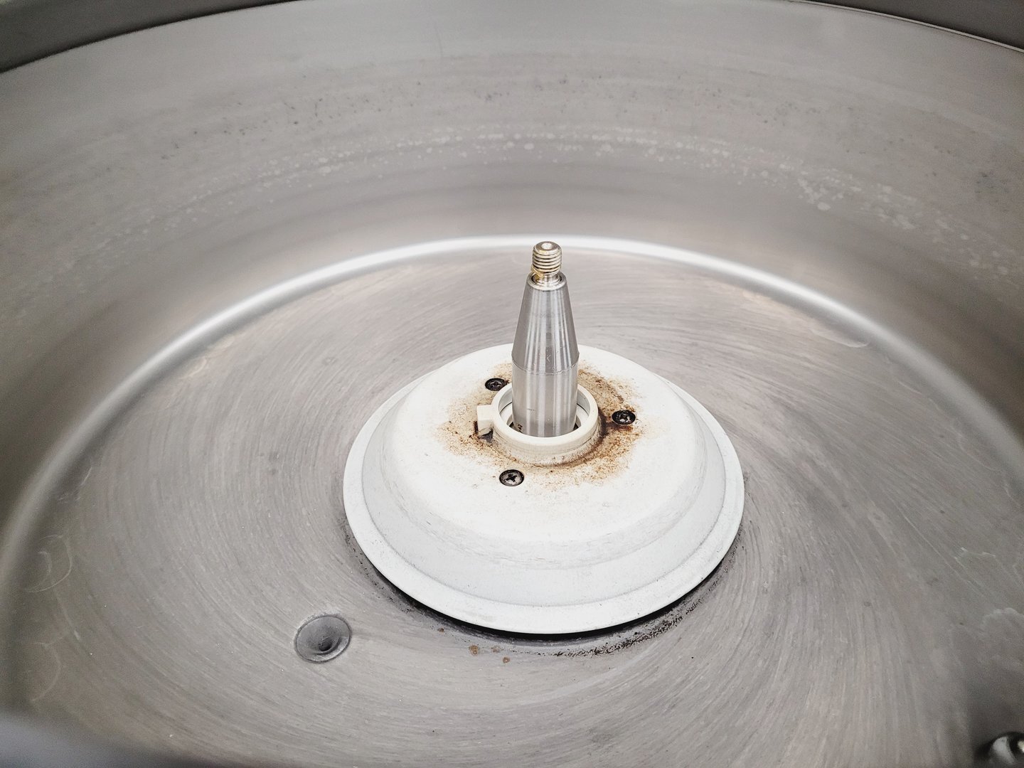 Image of Eppendorf Model 5810R Refrigerated Laboratory Centrifuge Lab
