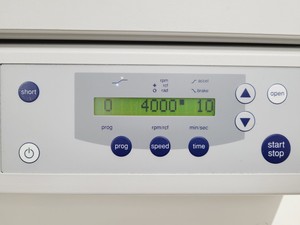 Thumbnail image of Eppendorf 5810 Benchtop Laboratory Centrifuge with 4000rpm Rotor Lab