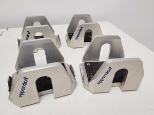 Thumbnail image of Eppendorf 5810 Benchtop Laboratory Centrifuge with 4000rpm Rotor Lab