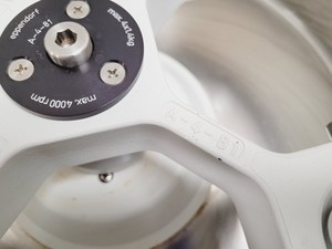 Thumbnail image of Eppendorf 5810 Benchtop Laboratory Centrifuge with 4000rpm Rotor Lab
