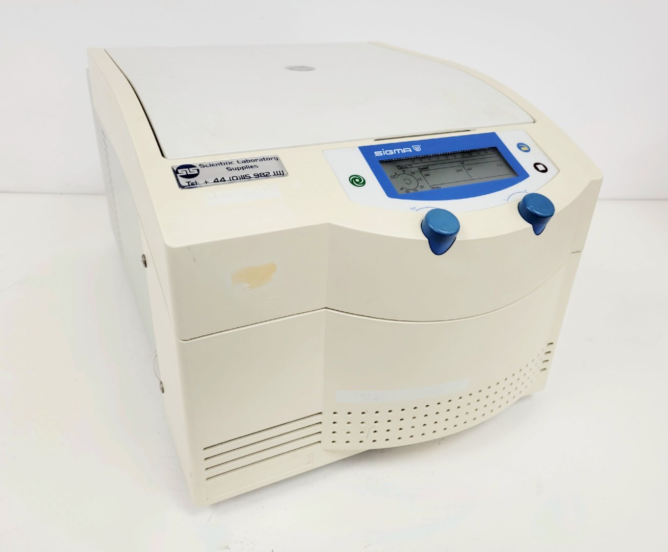 Image of Sigma 1-15K Refrigerated Benchtop Centrifuge Lab