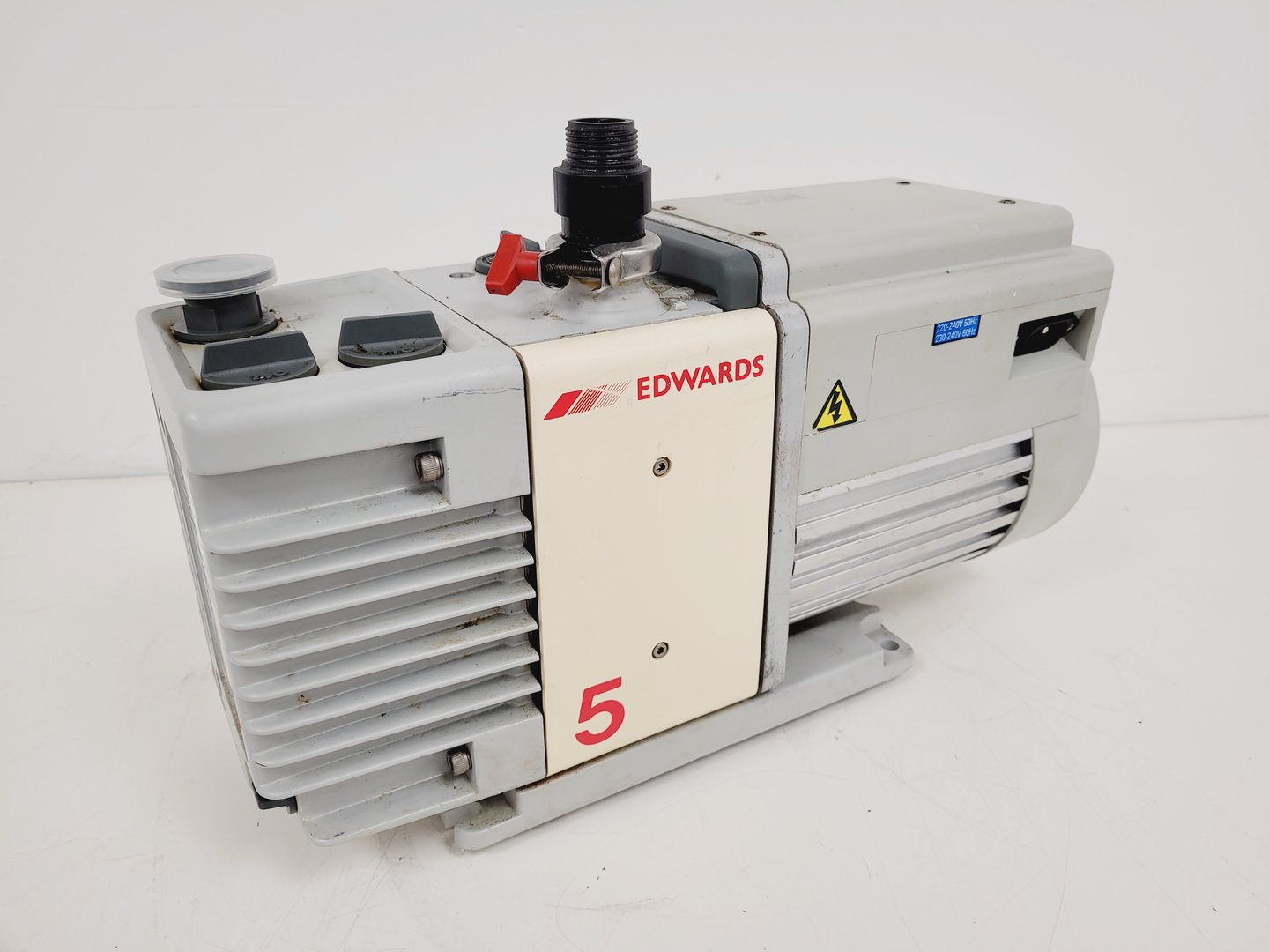 Image of Edwards 5 Rotary Vane Vacuum Pump RV5 Lab
