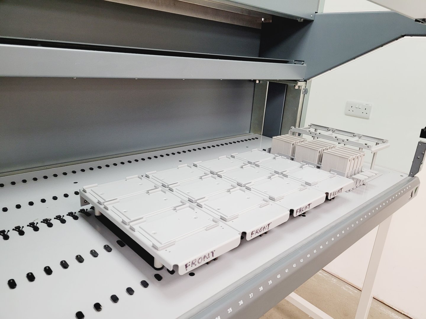 Image of Tecan Freedom Evo-2 200 Base Liquid Handler Evoware with Stand