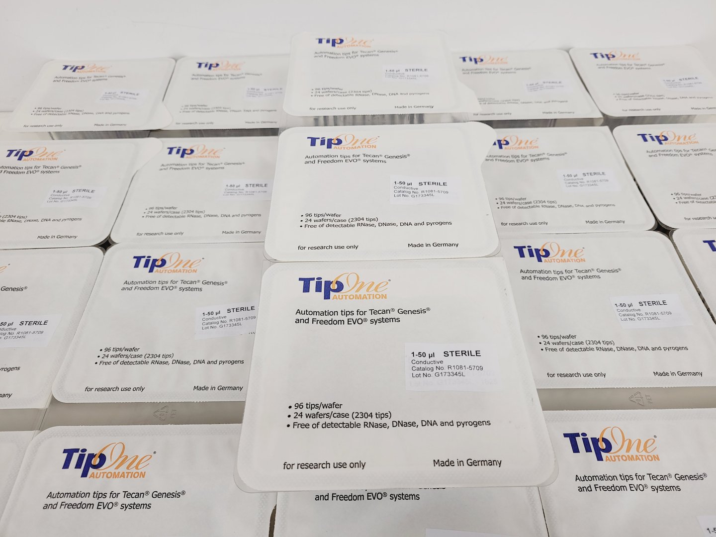 Image of Tecan Freedom Evo-2 200 Base Liquid Handler Evoware with Stand