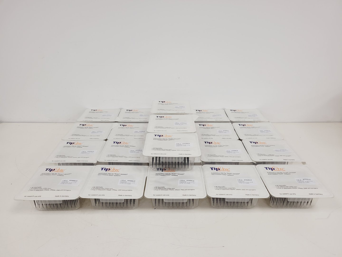 Image of Tecan Freedom Evo-2 200 Base Liquid Handler Evoware with Stand