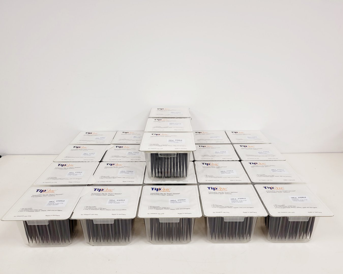 Image of Tecan Freedom Evo-2 200 Base Liquid Handler Evoware with Stand