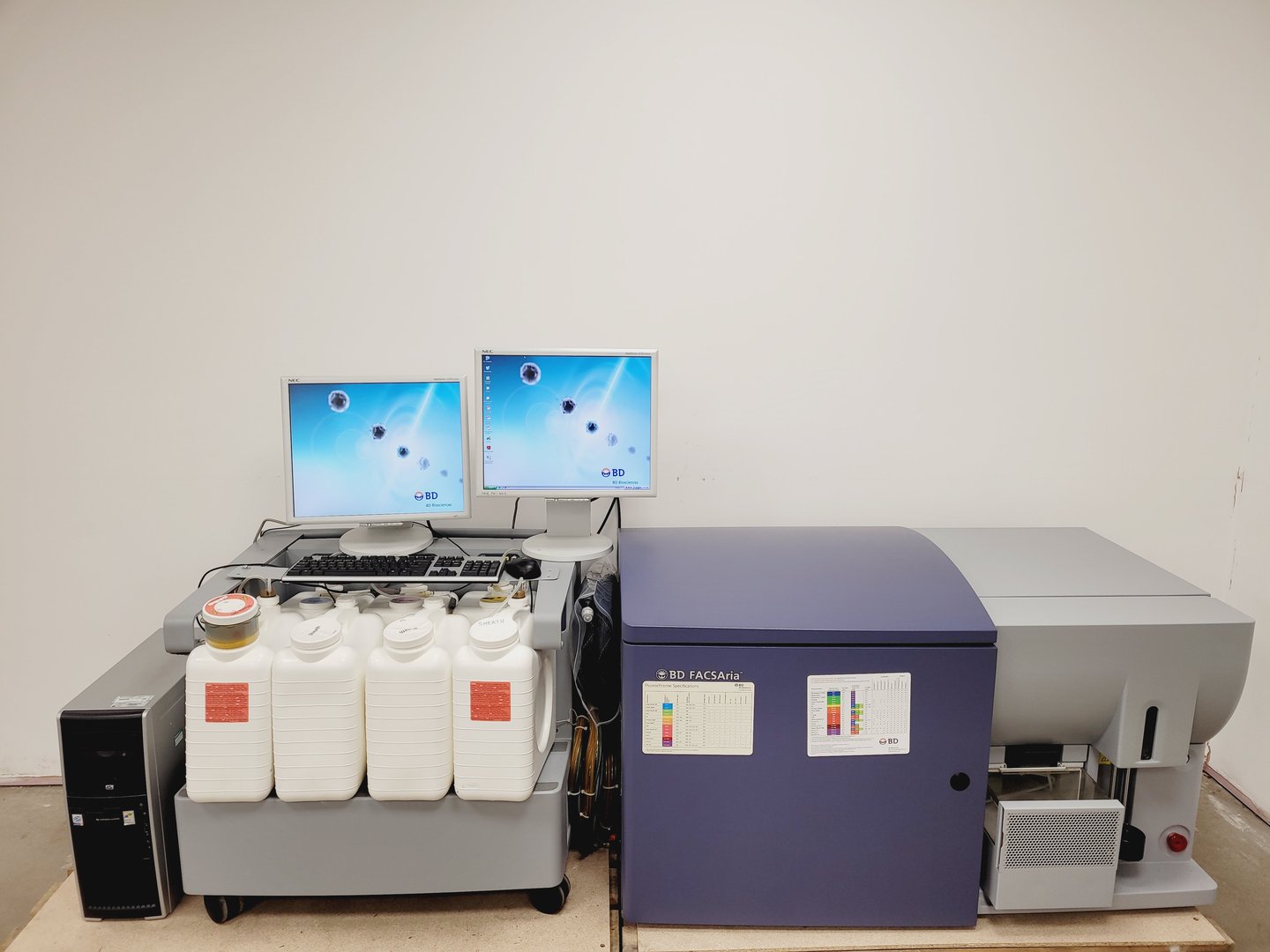 Image of BD Biosciences FACSAria II Cell Sorter w/ Fluids Cart PC & Accessories Lab