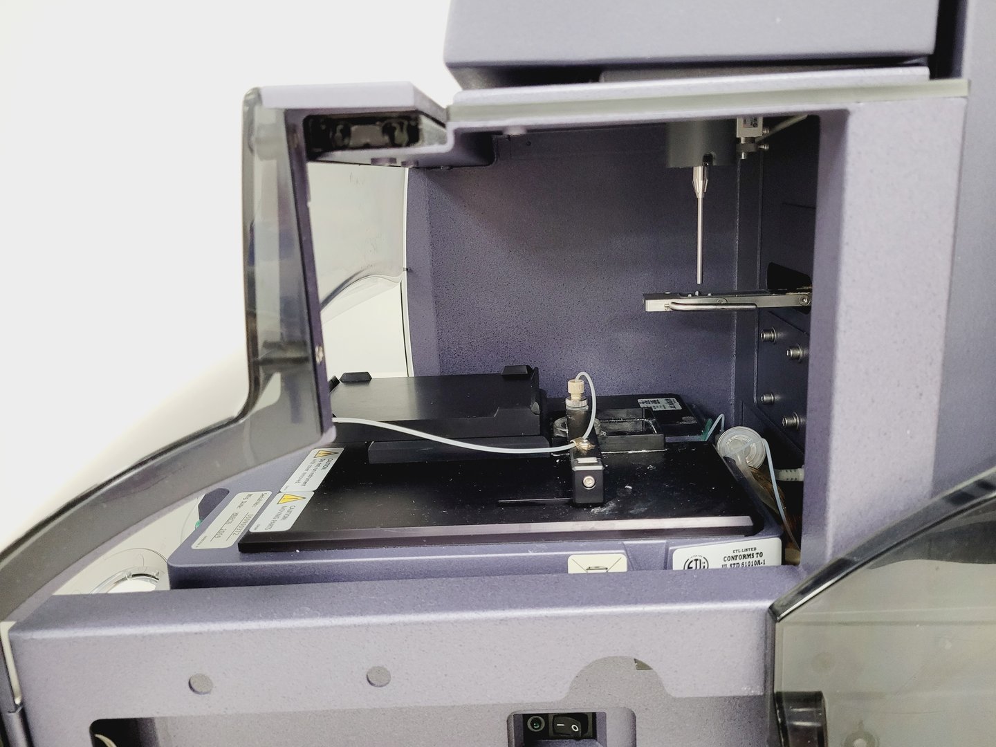 Image of BD Biosciences FACSCanto II Cell Sorter w/ Fluidics Cart & PC Lab