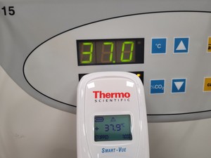 Thumbnail image of Thermo Scientific Heraeus BB15 CO2 Laboratory Incubator Lab