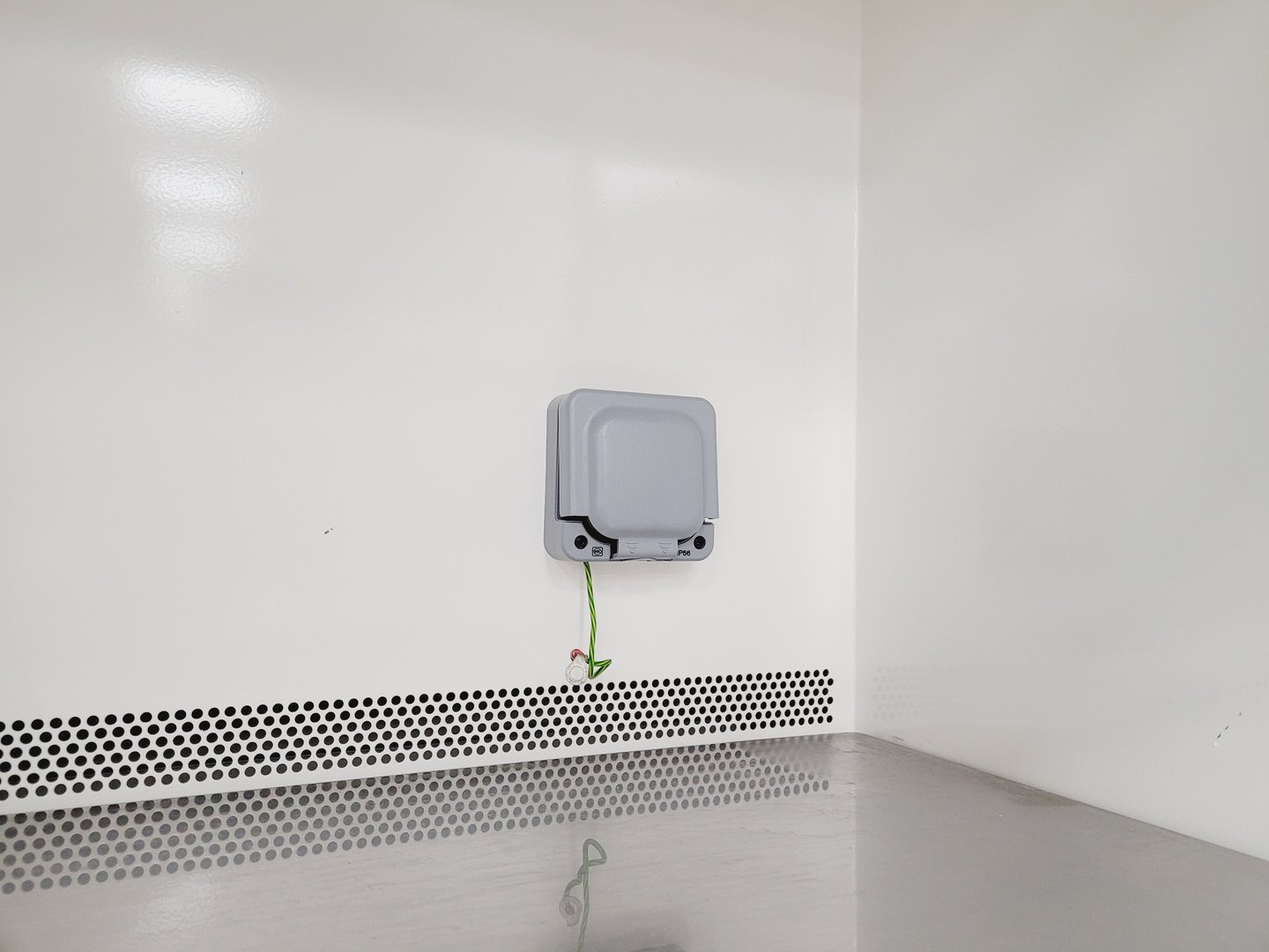 Image of Walker Class 2 II Microbiological Safety Cabinet with Stand Lab