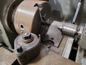 Thumbnail image of CVA Model 1A Series 111 Engineering Workshop Lathe & Tool Cabinet