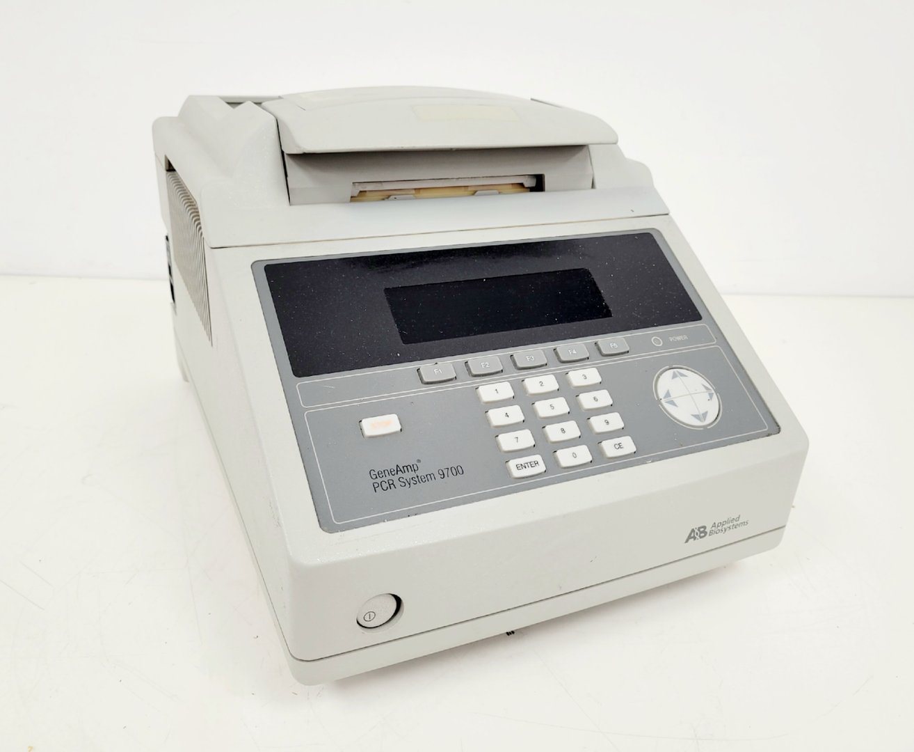 Image of Applied Biosystems GeneAmp PCR System 9700 Thermal Cycler 96 x 0.2ml  Lab