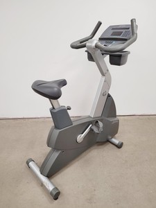 Thumbnail image of Life Fitness 95ci Upright Cycle Exercise Bike (Needs New Battery)