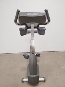 Thumbnail image of Life Fitness 95ci Upright Cycle Exercise Bike (Needs New Battery)