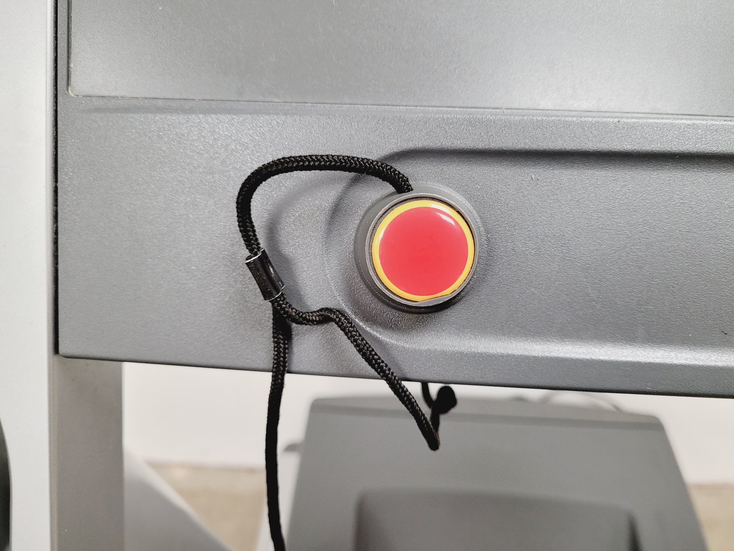 Image of Life Fitness 95Ti Commercial Gym Treadmill
