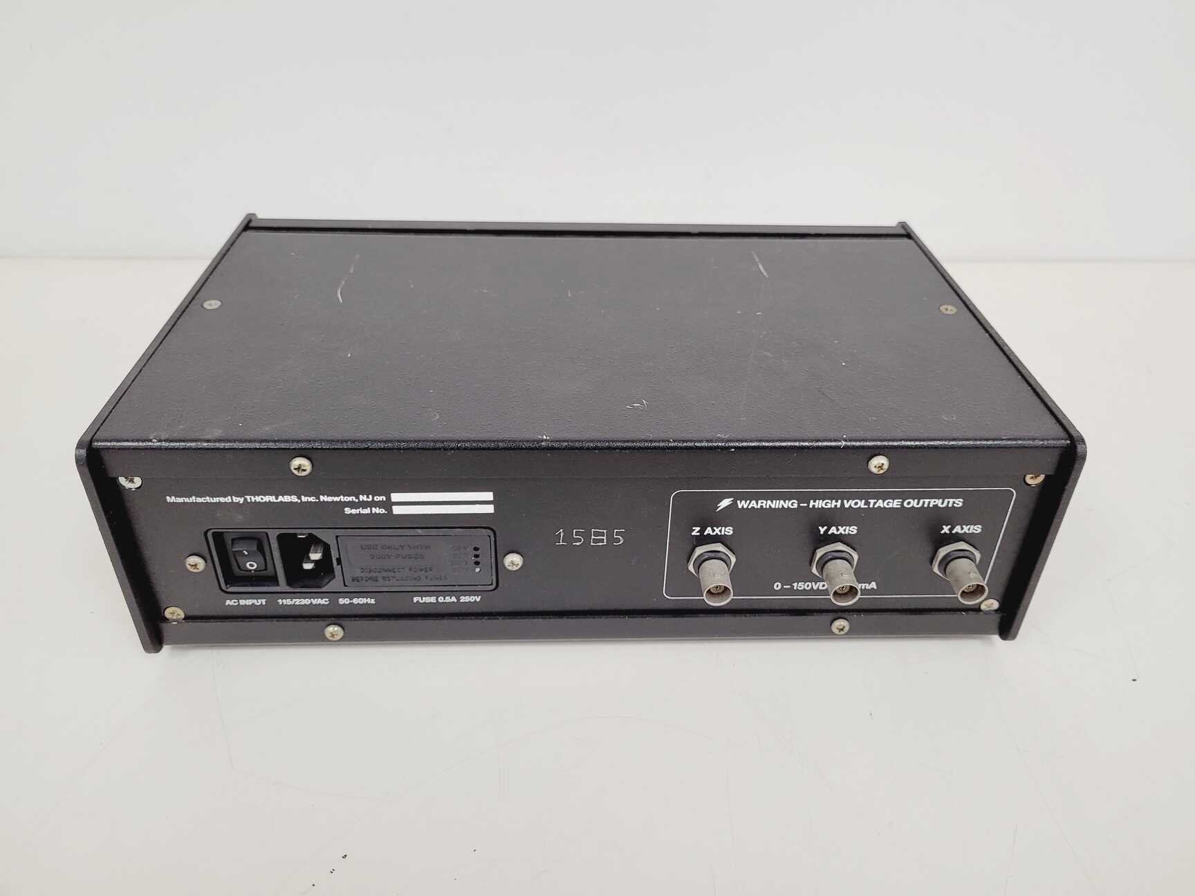 Image of Thorlabs MDT690 3-Axis Piezo Controller Lab