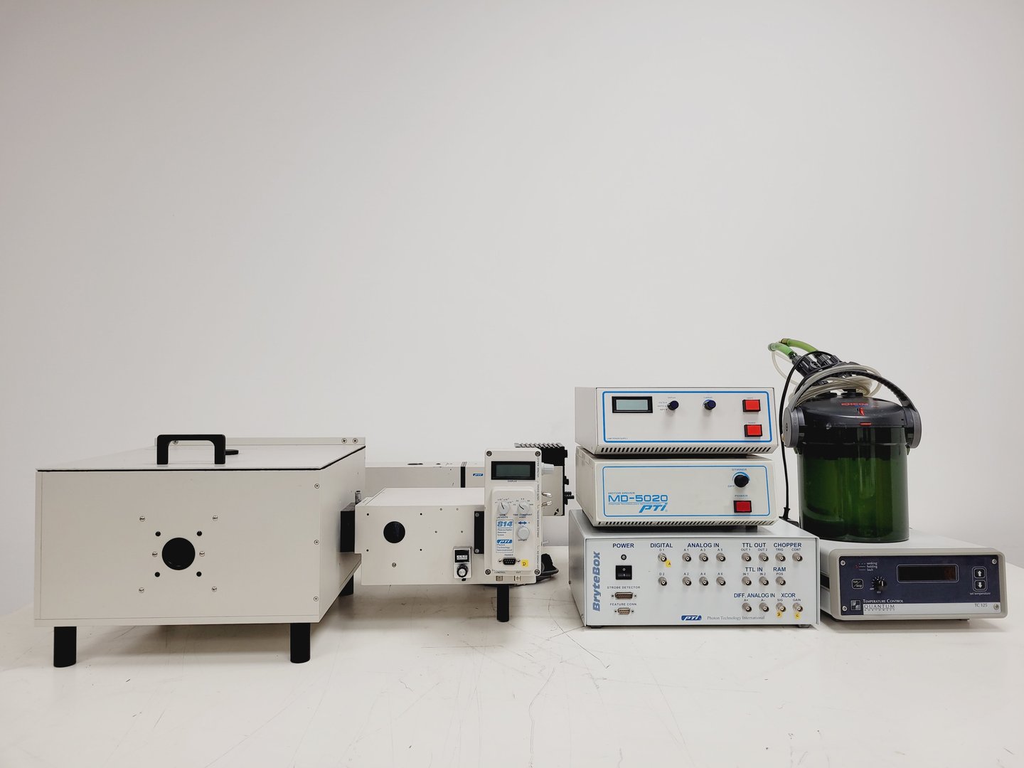 PTI Photon Technology International Fluorimeter System Lab