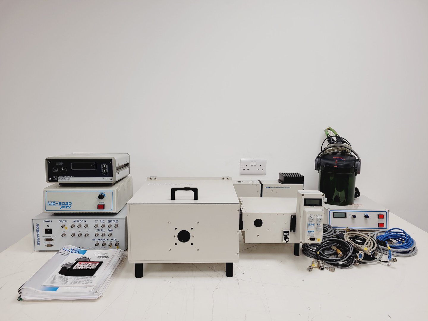 PTI Photon Technology International Fluorimeter System Lab