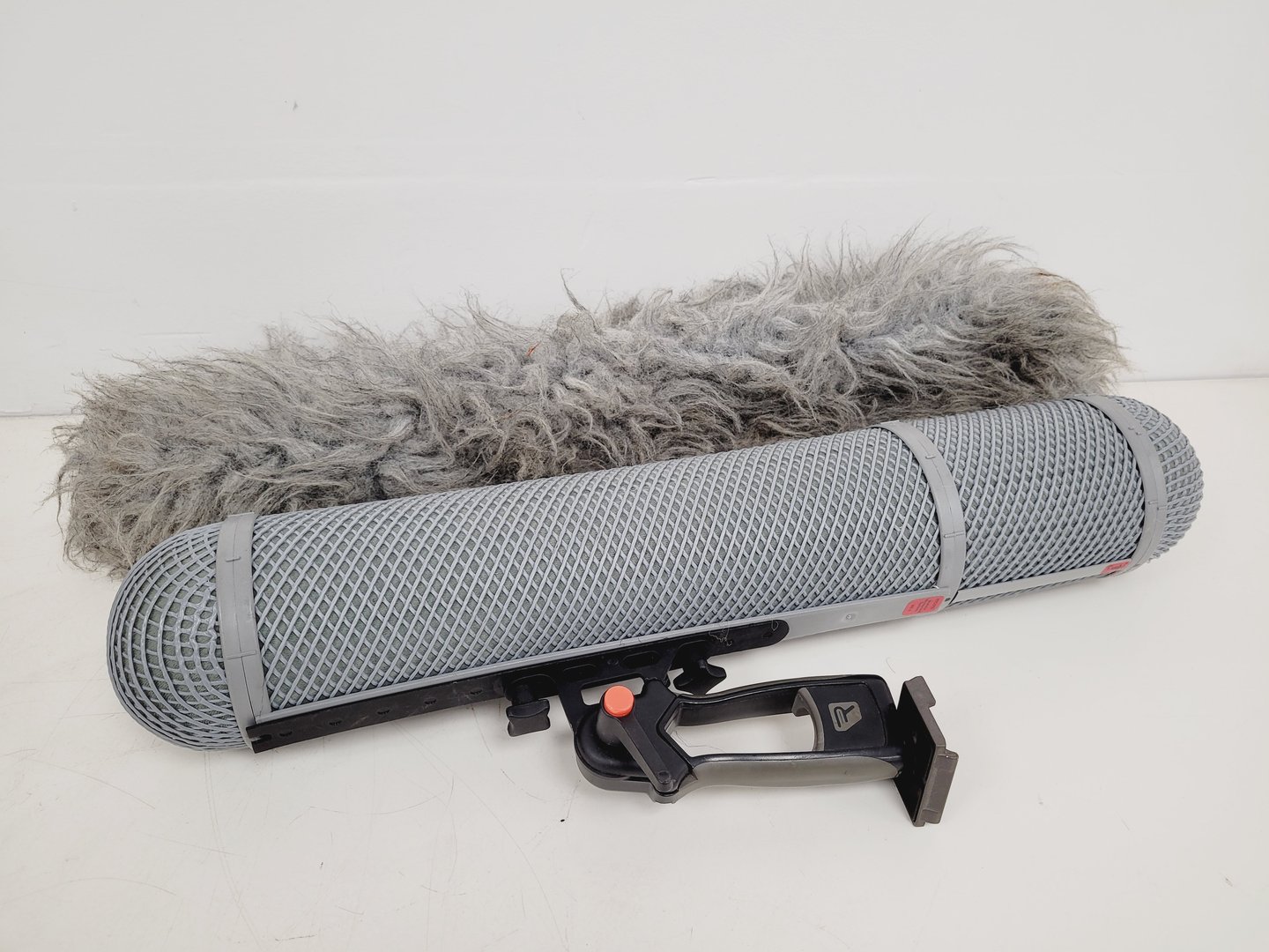 Image of 4 x Rycote Modular Microphone Windshields WS4 with 2 x Microphones & Windjammers