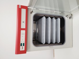 Thumbnail image of Nuaire NU-5500E Thermal Control Status CO2 Laboratory Incubator Lab Faulty