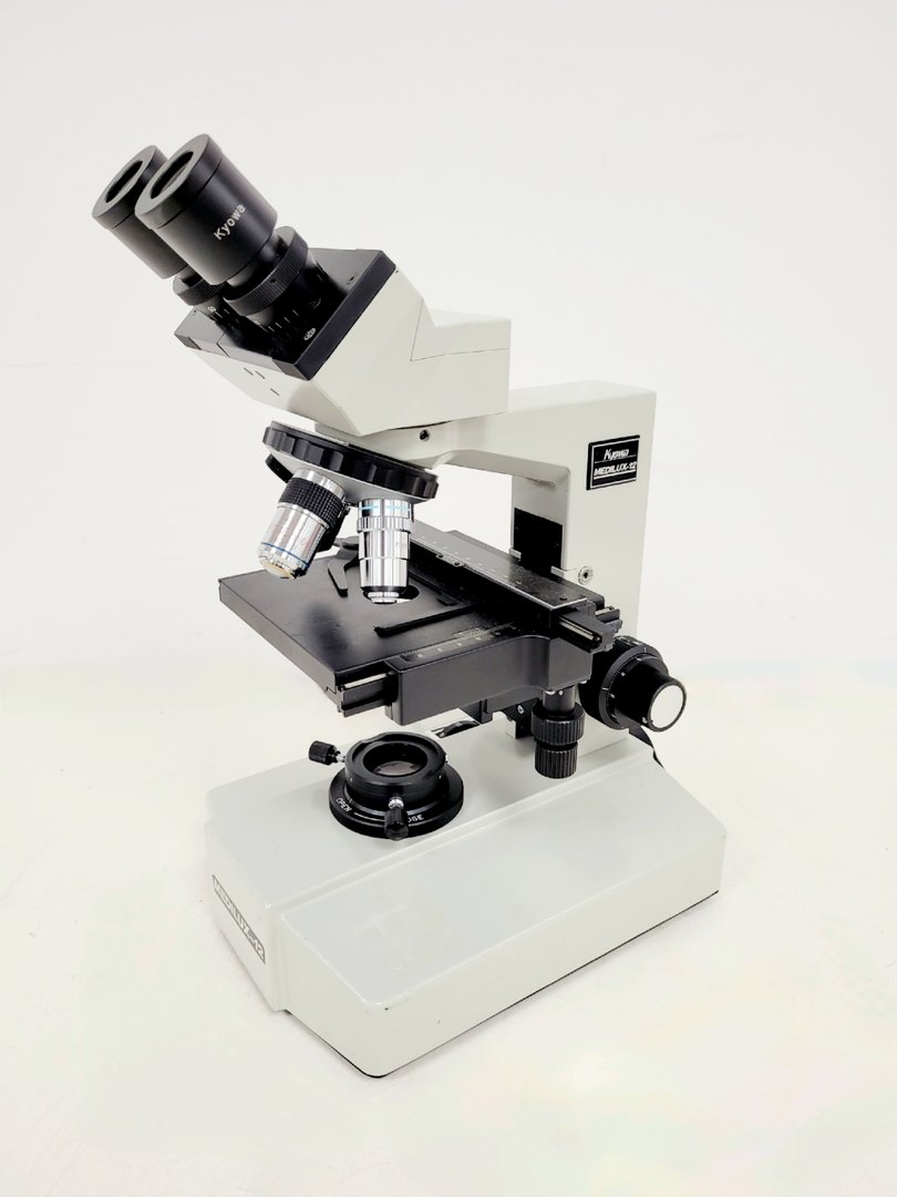 Image of Kyowa Medilux-12 Binocular Microscope  No. 813319 w/ 4 x Objectives Lab