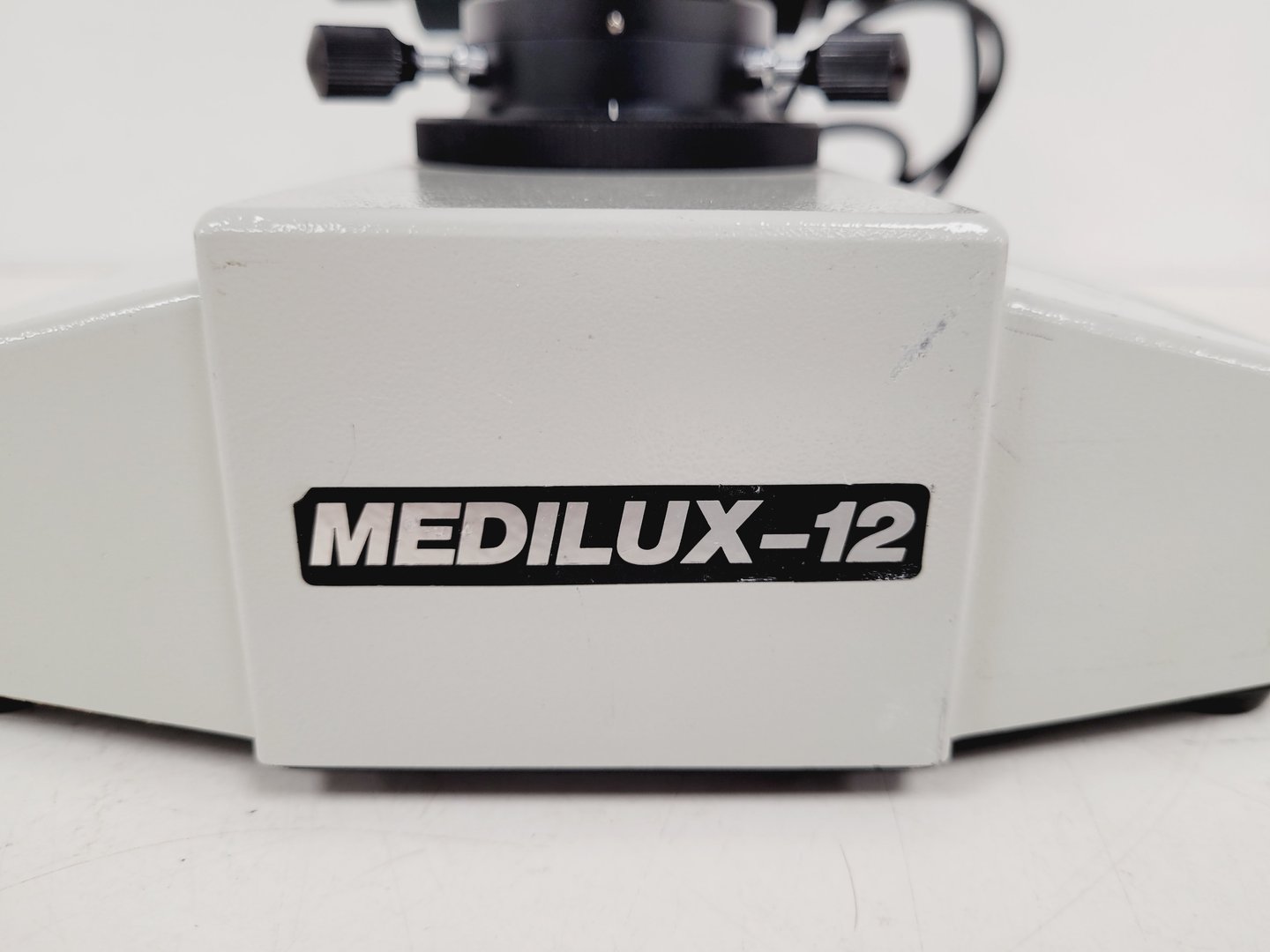 Image of Kyowa Medilux-12 Binocular Microscope  No. 813319 w/ 4 x Objectives Lab