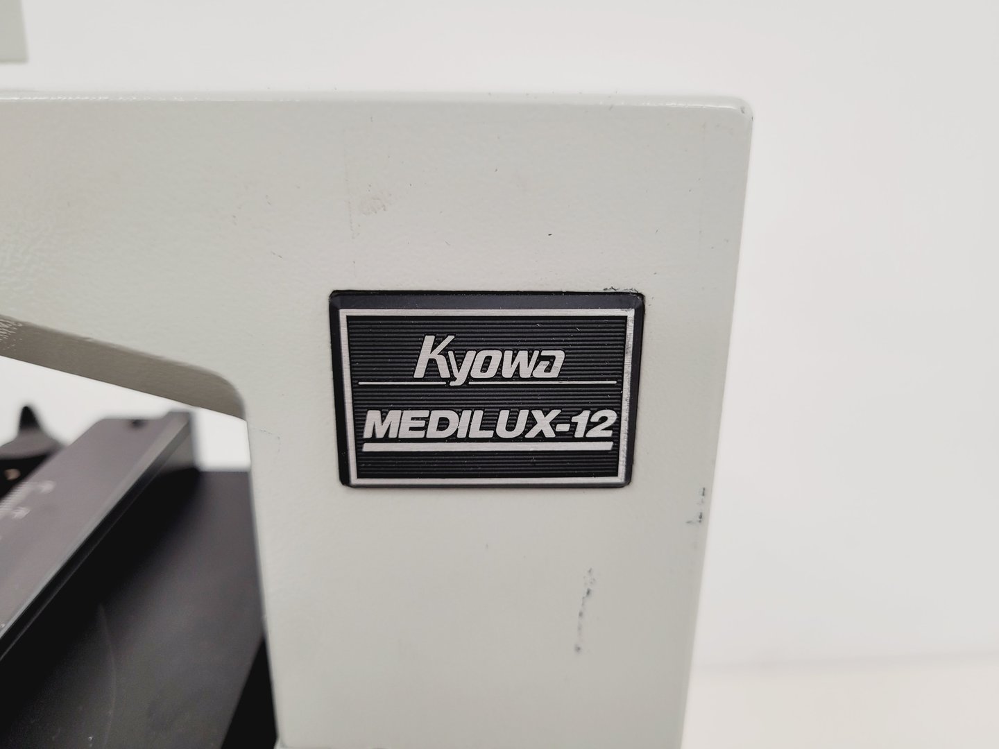 Image of Kyowa Medilux-12 Binocular Microscope with 4 x Objectives Lab