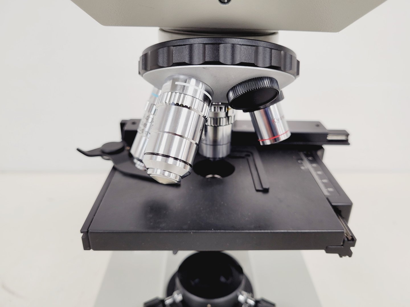 12 Microscope Kyowa Medilux-12 Binocular Microscope with 4 x Objectives Lab