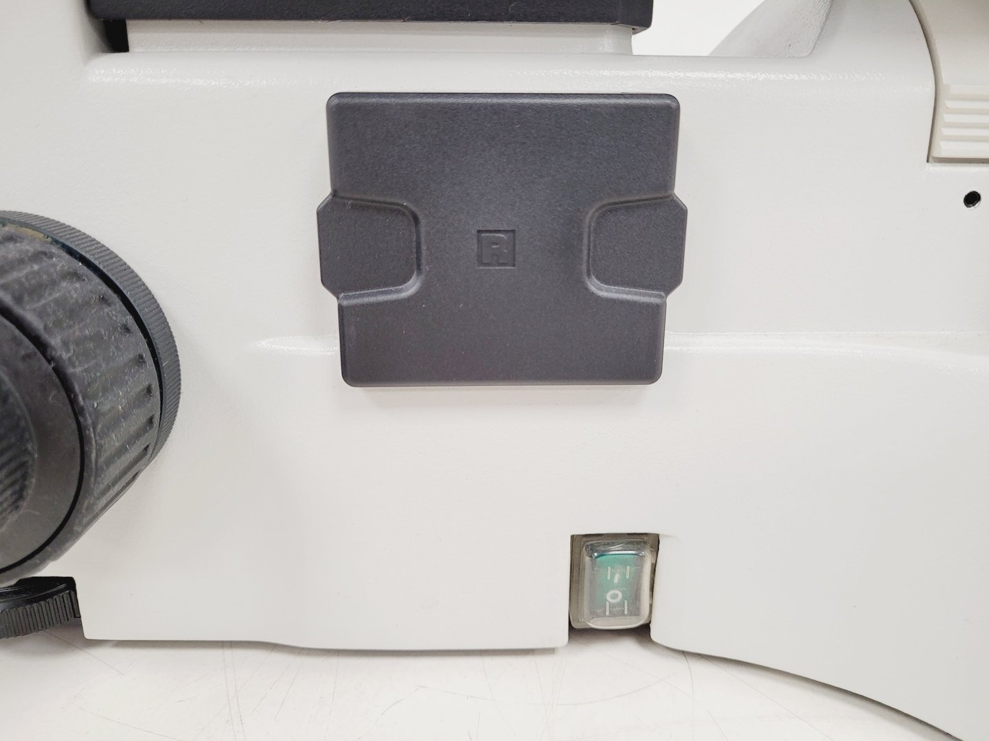 Image of Motic AE21 Series Inverted Trinocular Microscope with 4 x Objectives Lab