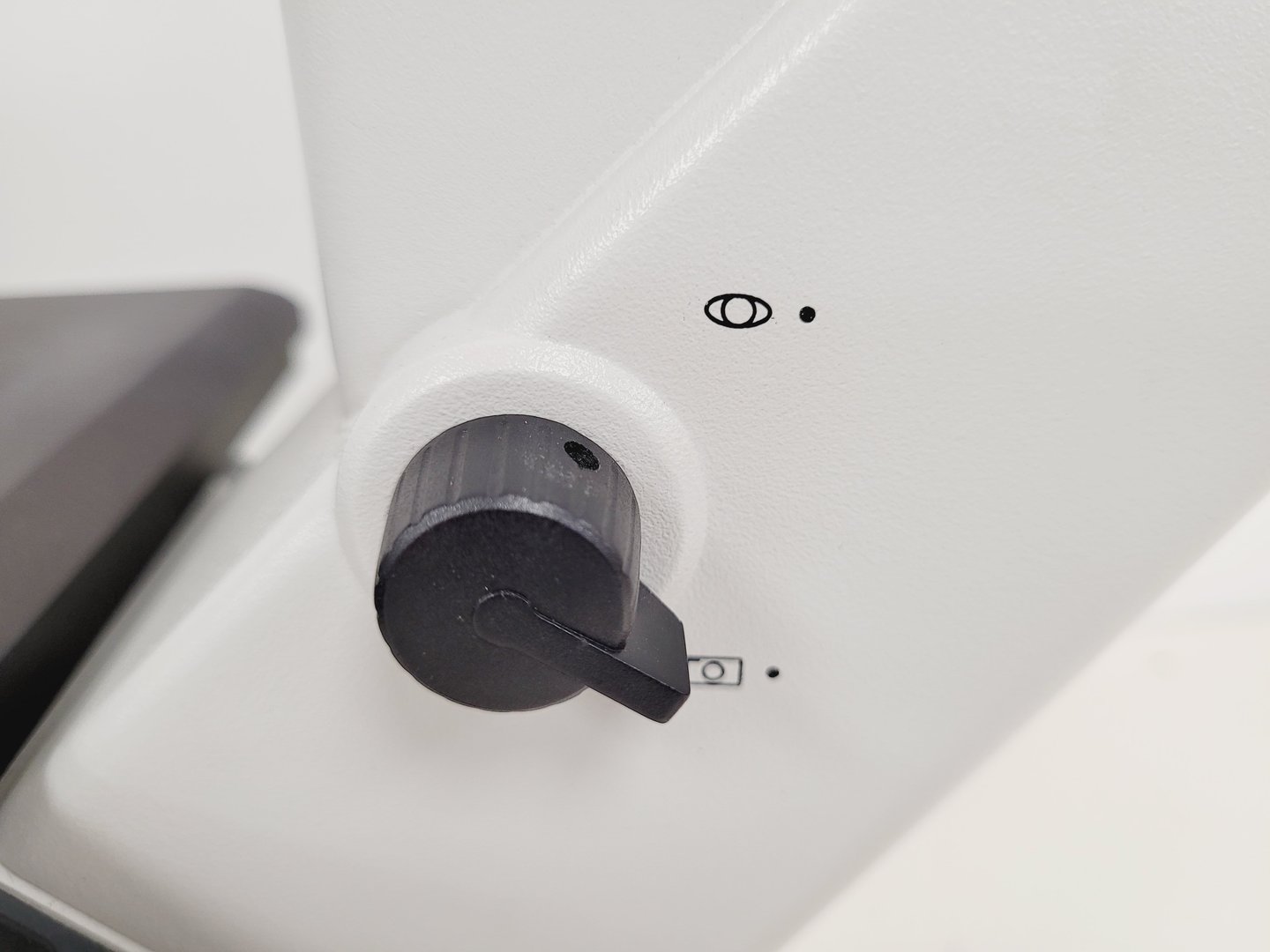 Image of Motic AE2000 Inverted Microscope with 4 x Objectives & 1 x Filter Lab