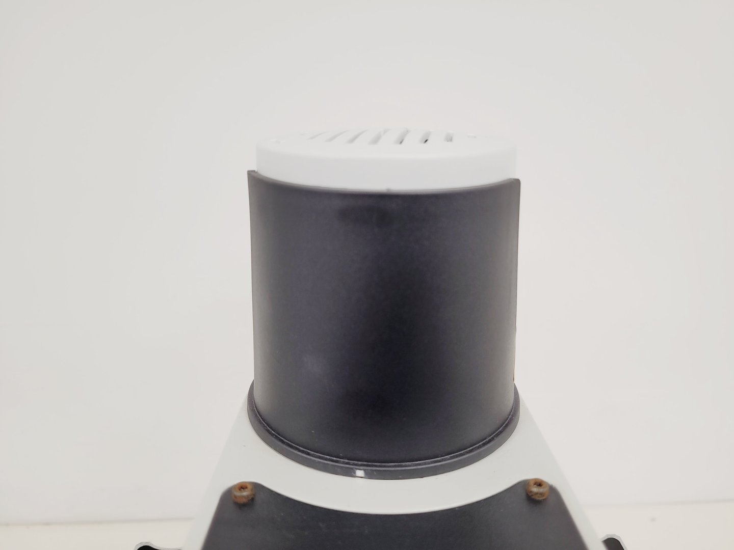 Image of Motic AE2000 Inverted Microscope with 4 x Objectives & 1 x Filter Lab