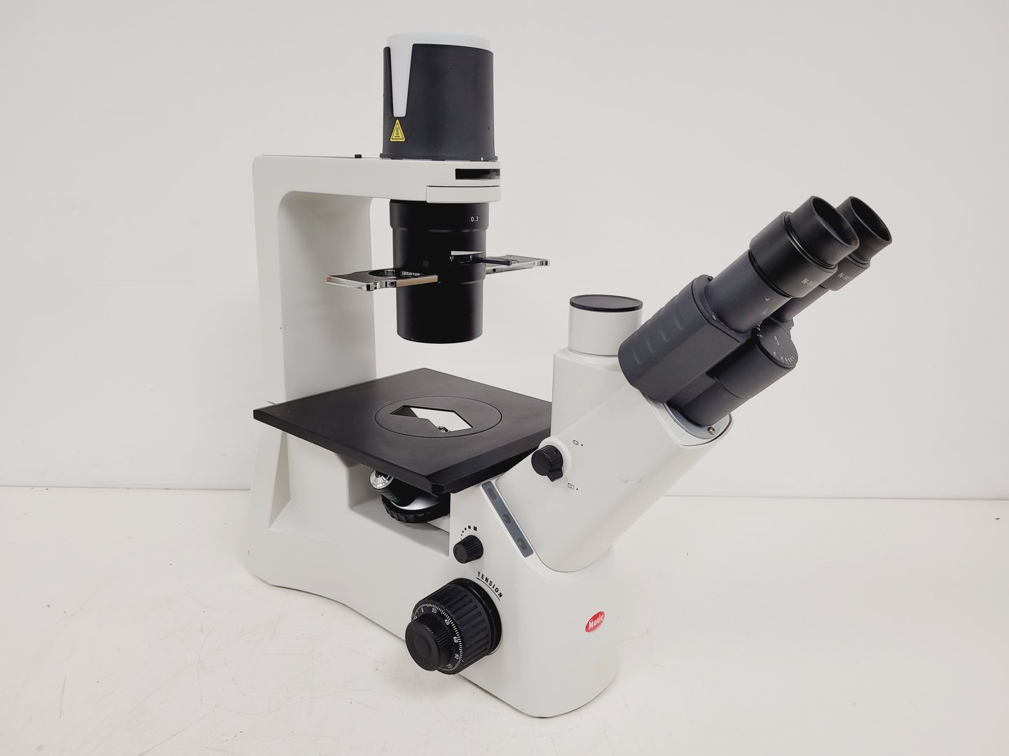 Image of Motic AE2000 Inverted Microscope with 4 x Objectives Lab