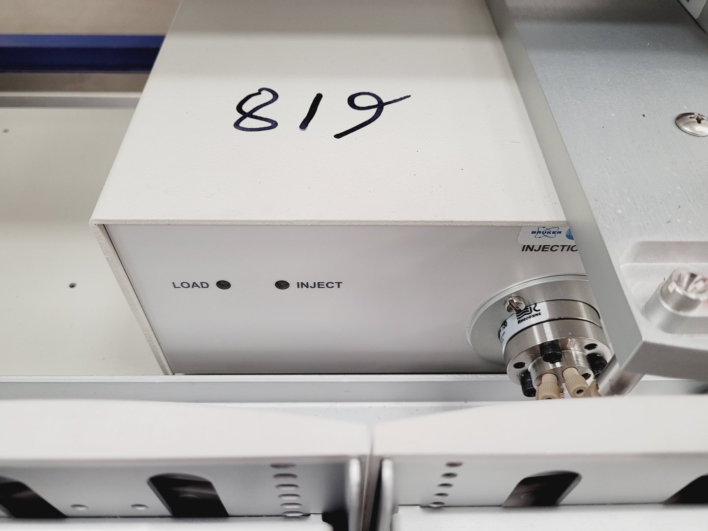 Image of Gilson Liquid Handler Model 215 - Gilson Injection Module Model 819 System Lab